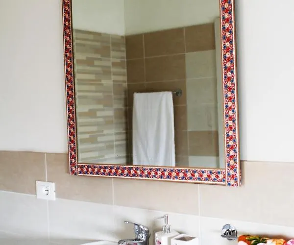 فندق مبيت وإفطار Casa Andreana Uri