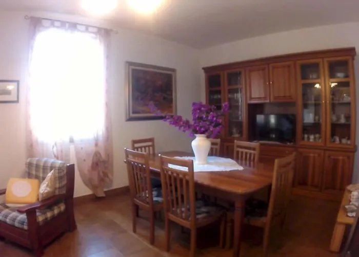 Casa Andreana فندق مبيت وإفطار Uri