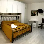Casa Andreana Oda ve Kahvaltı 3*